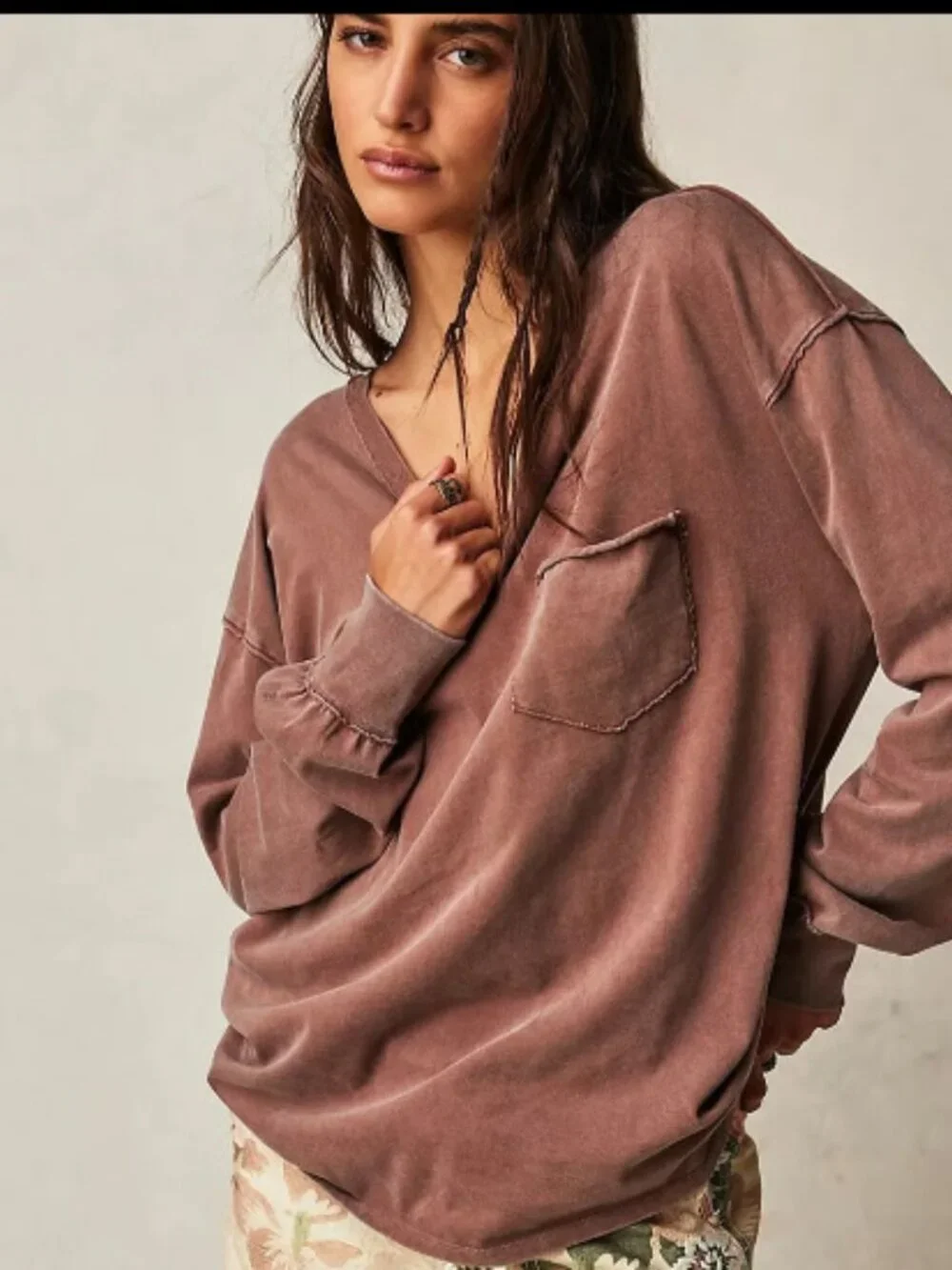 WE THE FREE PEOPLE FADE INTO YOU UMBER EARTH LONG SLEEVE OVERSIZED POCKET TEE XS